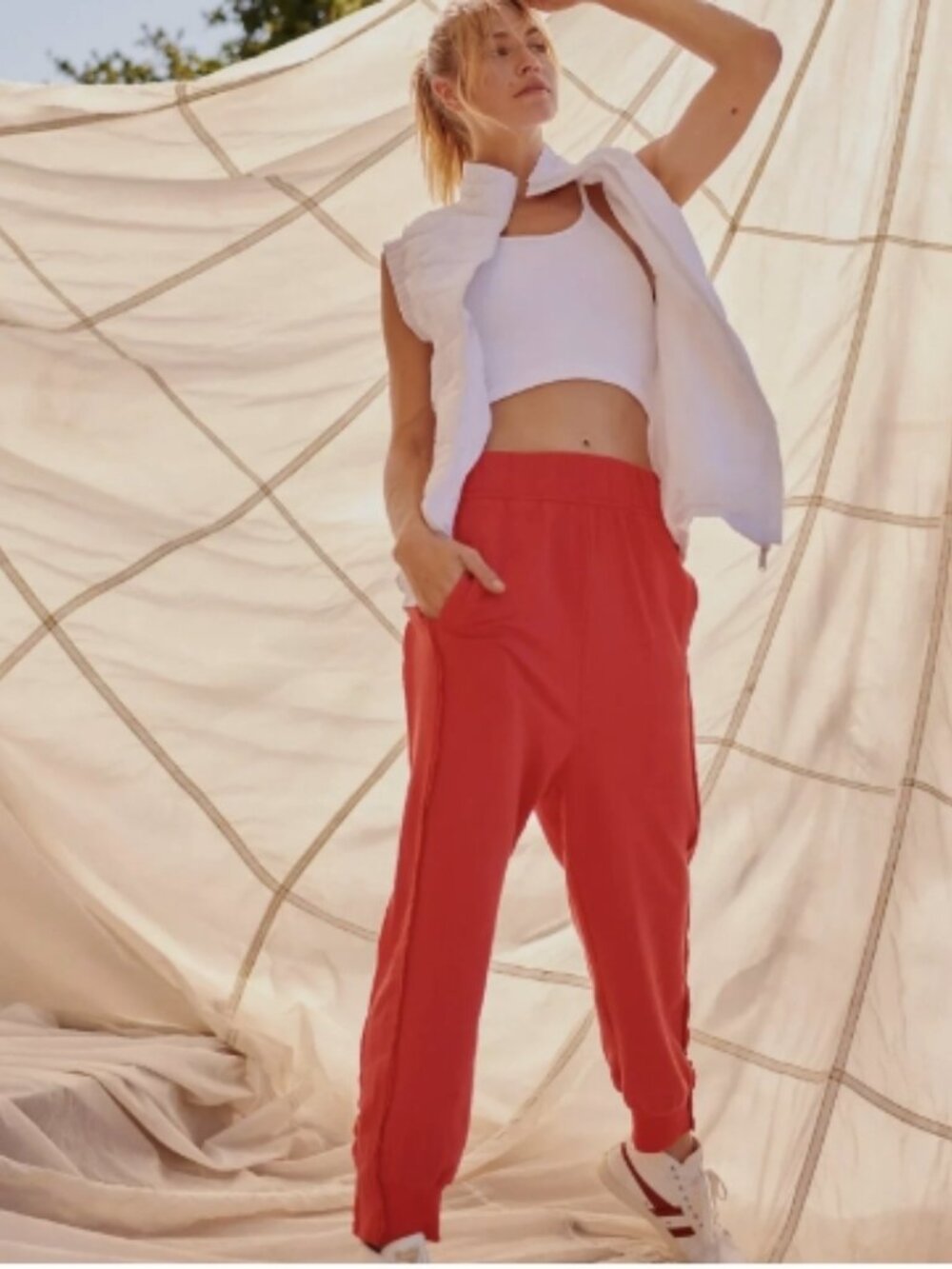 Like New/Flawless! FP Movement Where The Wind Blows Pant Joggers Red Size L